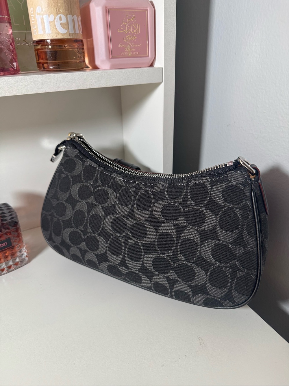 Coach Ashton Bag - Picture 2 of 7